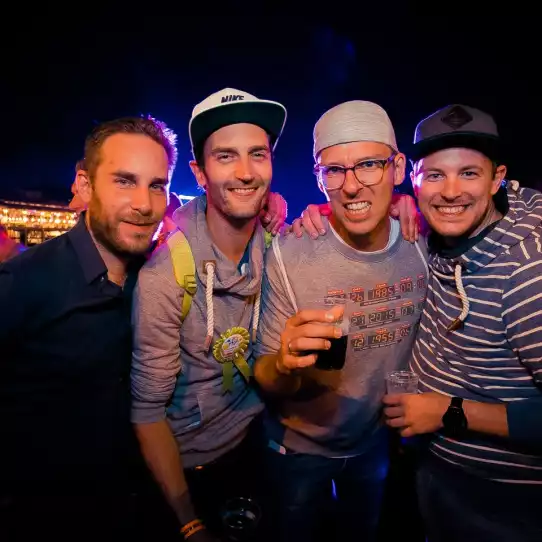 Simply Adventures - JGA - Prag - Bier Bike und Strip Club Paket
