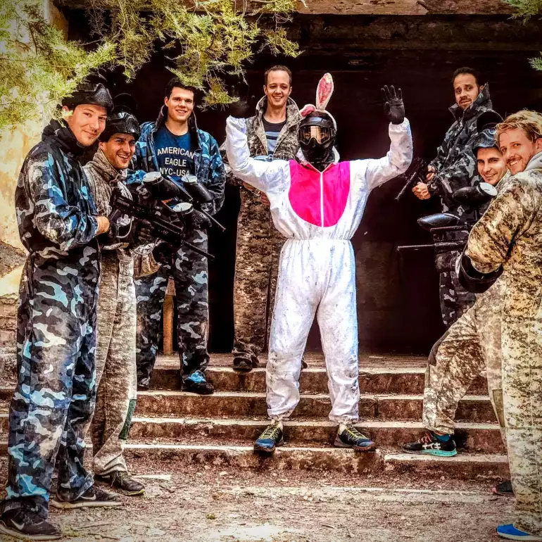 Simply Adventures - JGA - Budapest - Paintball