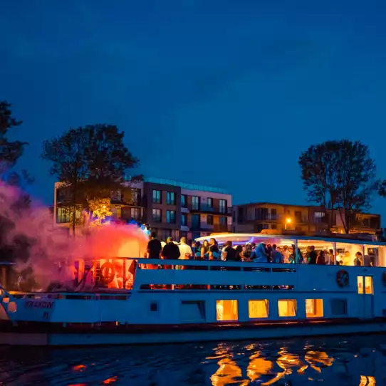 Simply Adventures - JGA - Köln - Party Boot