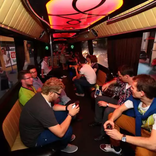 Simply Adventures - JGA - Krakau - Party - Bus